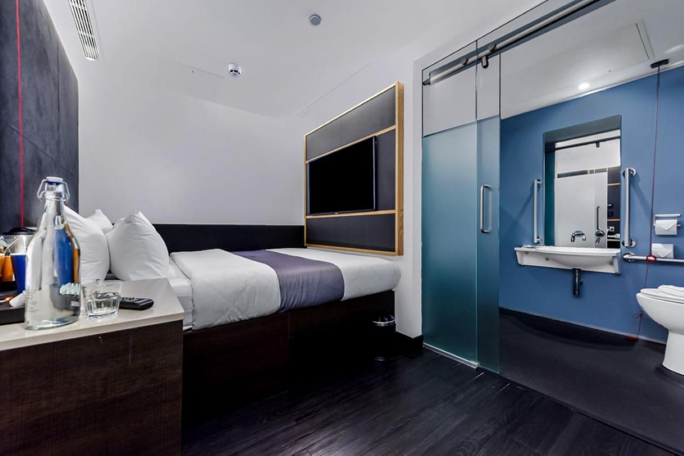 The Z Hotel Holborn Лондон Экстерьер фото