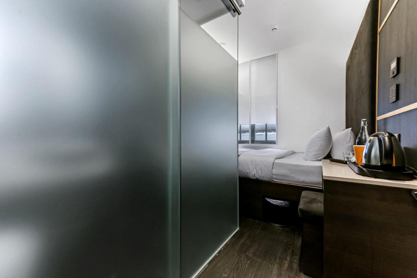 The Z Hotel Holborn Лондон Экстерьер фото